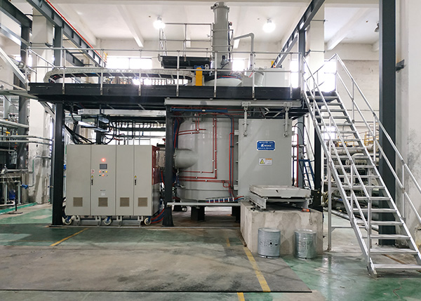 真空感應熔煉爐.jpg 真空感應熔煉爐.jpg